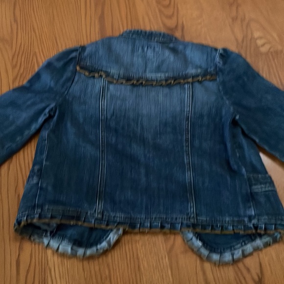 UB Jeans Cropped bolero denim jean jacket with ruffle trim - Picture 4 of 6
